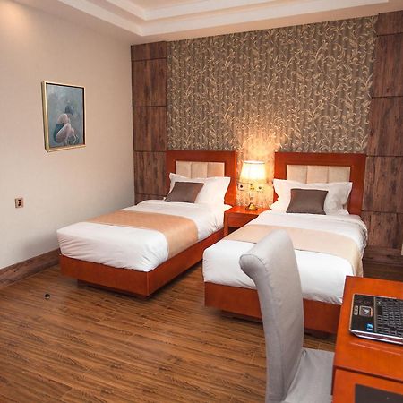 Resort World Terelj Hotel Oelan-bator Buitenkant foto