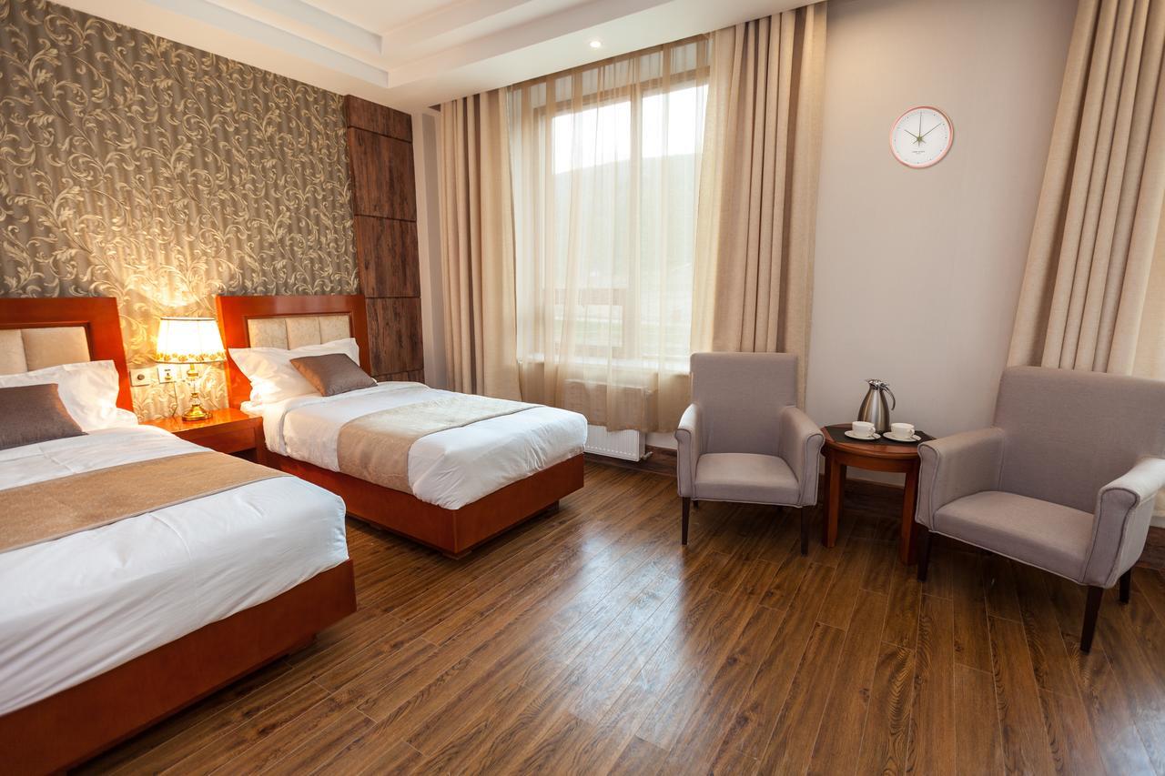 Resort World Terelj Hotel Oelan-bator Buitenkant foto